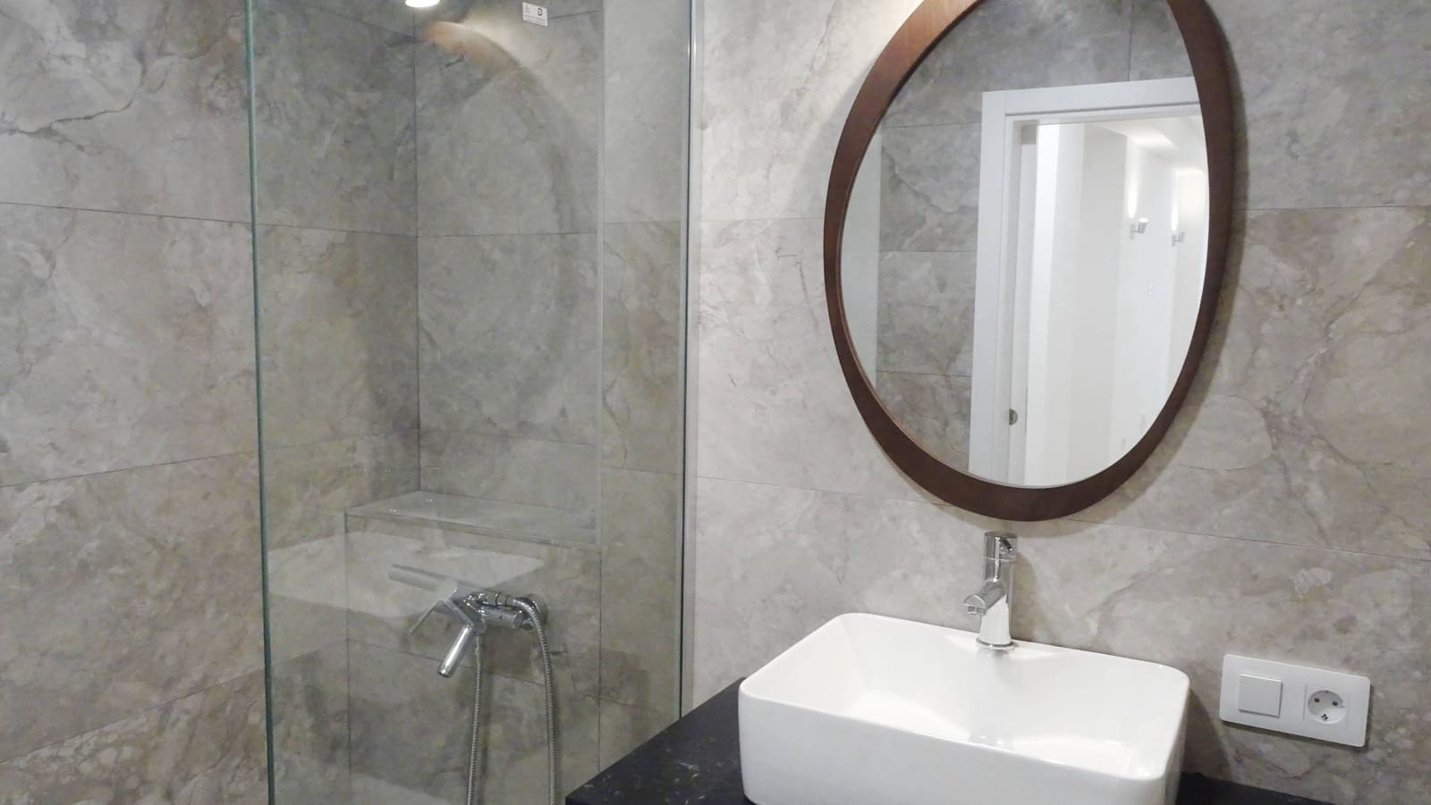 4 Zimmer Wohnung zu verkaufen in Las Palmas de Gran Canaria - 420.000 € (Ref: 9782999)