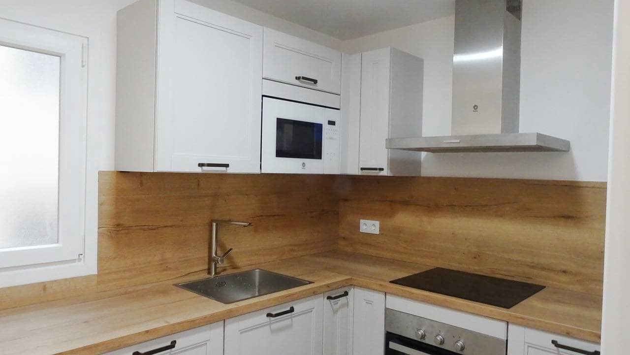 4 bedroom Flat for sale in Las Palmas de Gran Canaria - € 420,000 (Ref: 9782999)