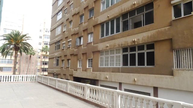 4 soveværelse Lejlighed til salg i Escaleritas, Las Palmas de Gran Canaria - € 420.000 (Ref: 9782999)
