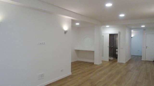4 slaapkamer Flat te koop in Escaleritas, Las Palmas de Gran Canaria - € 420.000 (Ref: 9782999)
