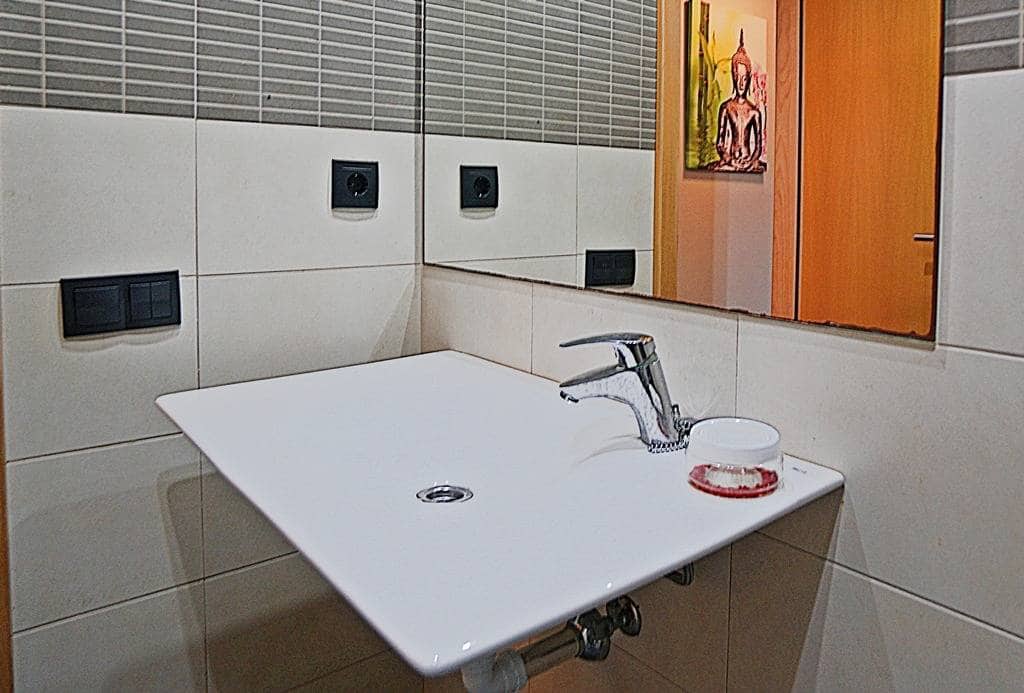 2 quarto Apartamento para venda em Las Palmas de Gran Canaria com garagem - 315 000 € (Ref: 9783000)