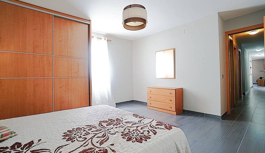 2 quarto Apartamento para venda em Las Palmas de Gran Canaria com garagem - 315 000 € (Ref: 9783000)