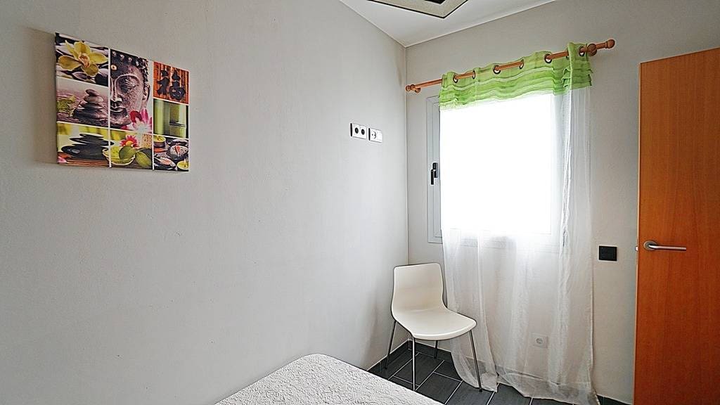 2 quarto Apartamento para venda em Las Palmas de Gran Canaria com garagem - 315 000 € (Ref: 9783000)