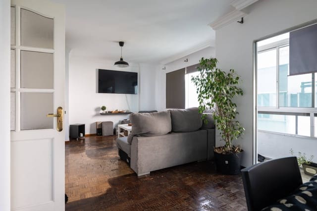 4 camera da letto Appartamento in vendita in Isleta, Las Palmas de Gran Canaria con garage - 250.000 € (Rif: 9783001)