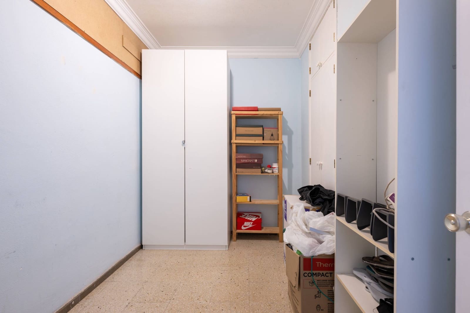 4 makuuhuone Asunto myytävänä paikassa Las Palmas de Gran Canaria mukana 
autotalli - 250 000 € (Ref: 9783001)