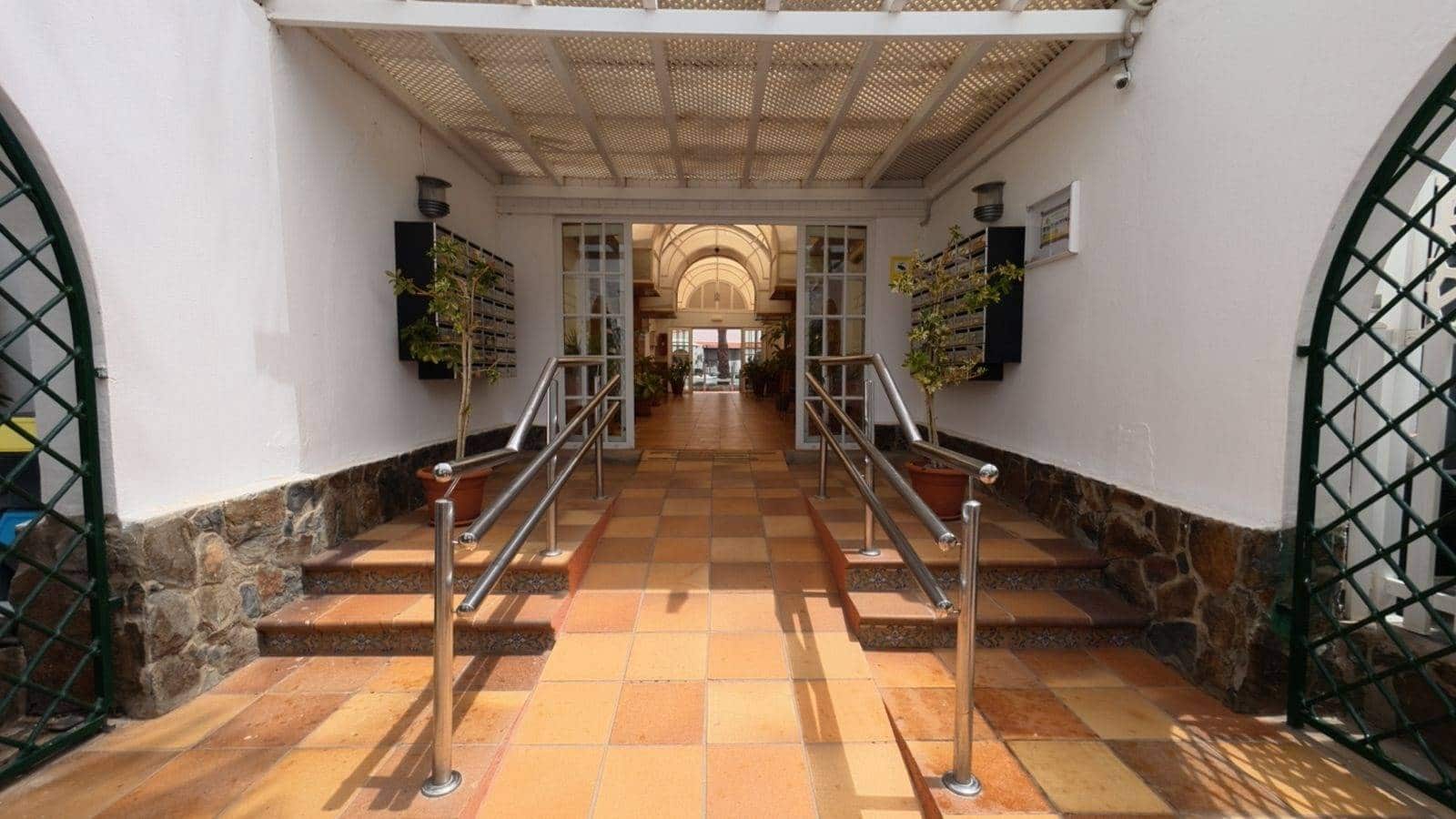 2 quarto Bungalow para venda em Maspalomas - 300 000 € (Ref: 9788404)