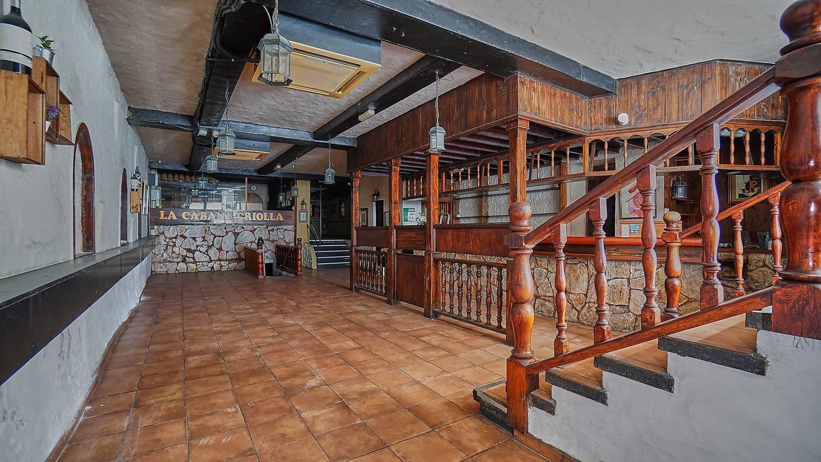 Commercial for rent in Las Palmas de Gran Canaria - € 2,700 (Ref: 9788405)