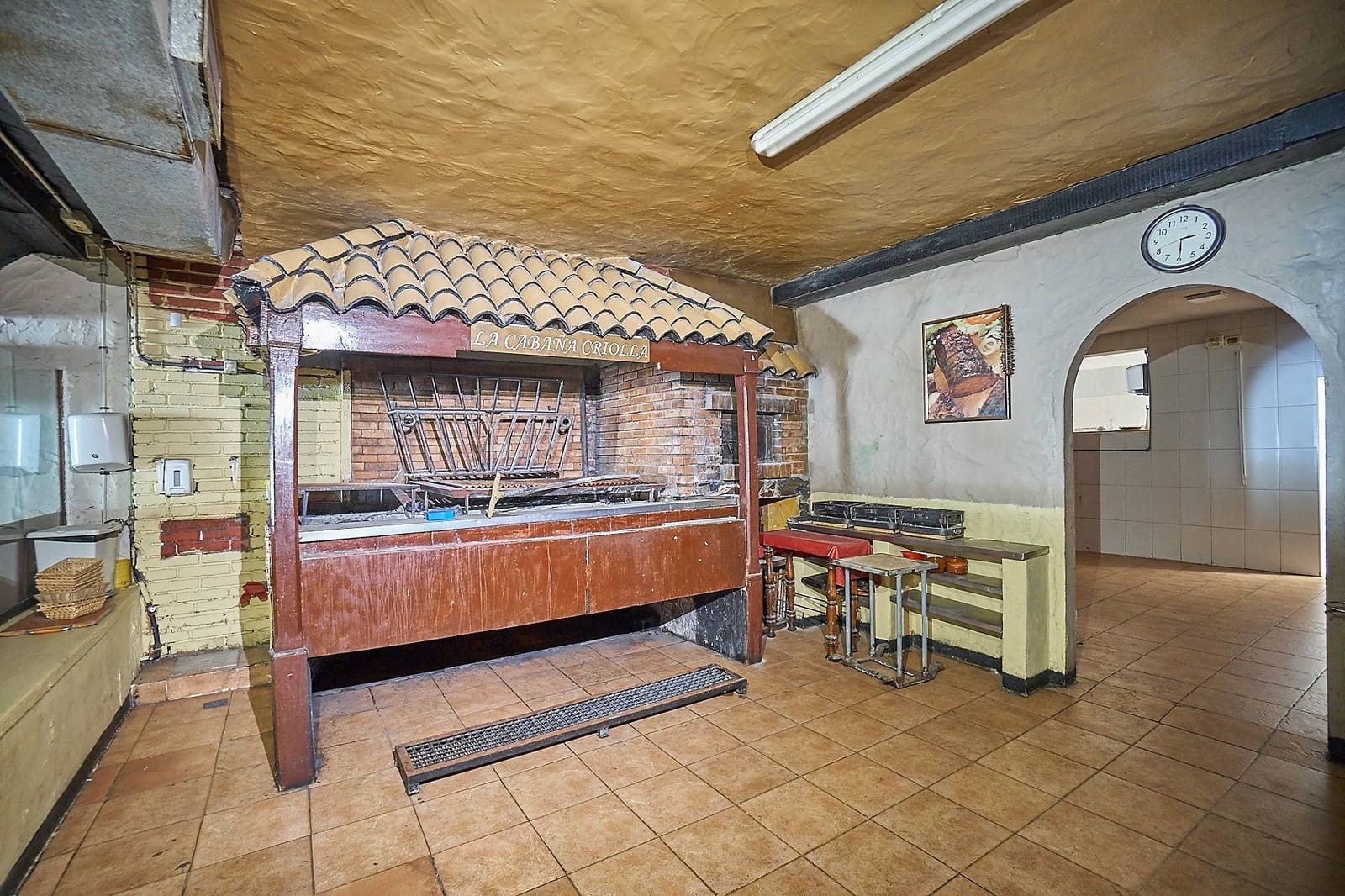 Commercial for rent in Las Palmas de Gran Canaria - € 2,700 (Ref: 9788405)
