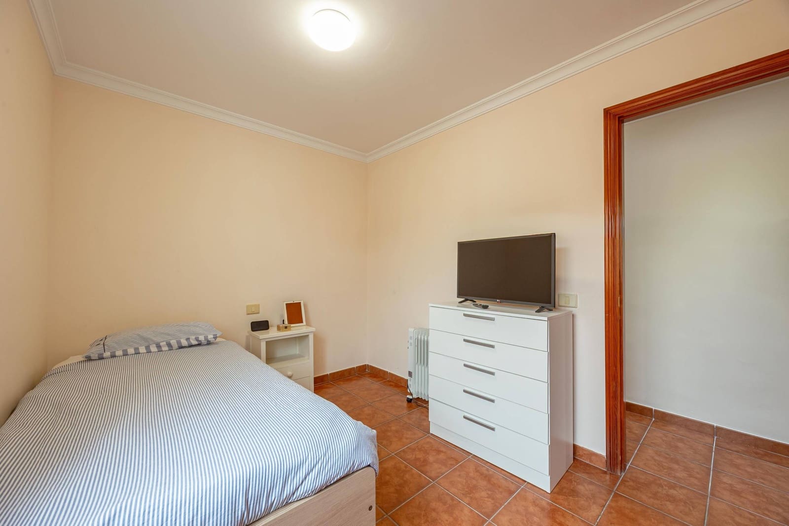 4 bedroom Apartment for sale in Las Palmas de Gran Canaria with garage - € 360,000 (Ref: 9797115)