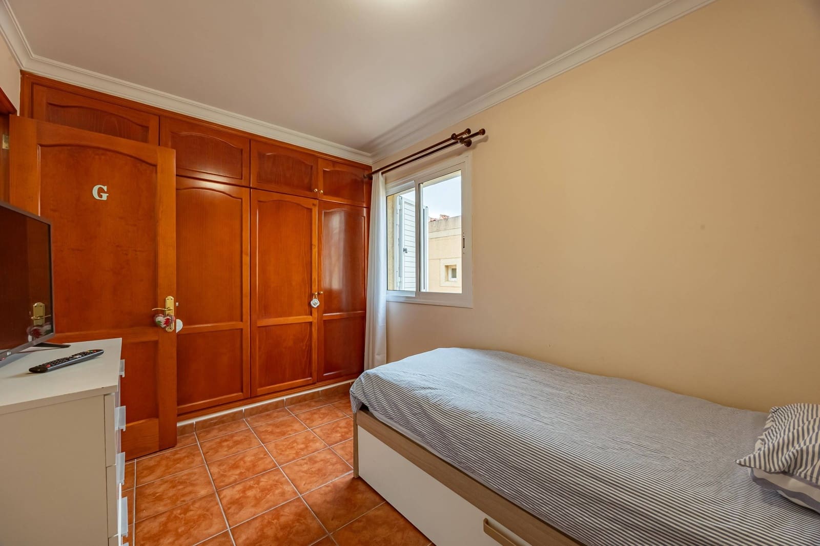 5 bedroom Apartment for sale in Las Palmas de Gran Canaria with garage - € 360,000 (Ref: 9797115)