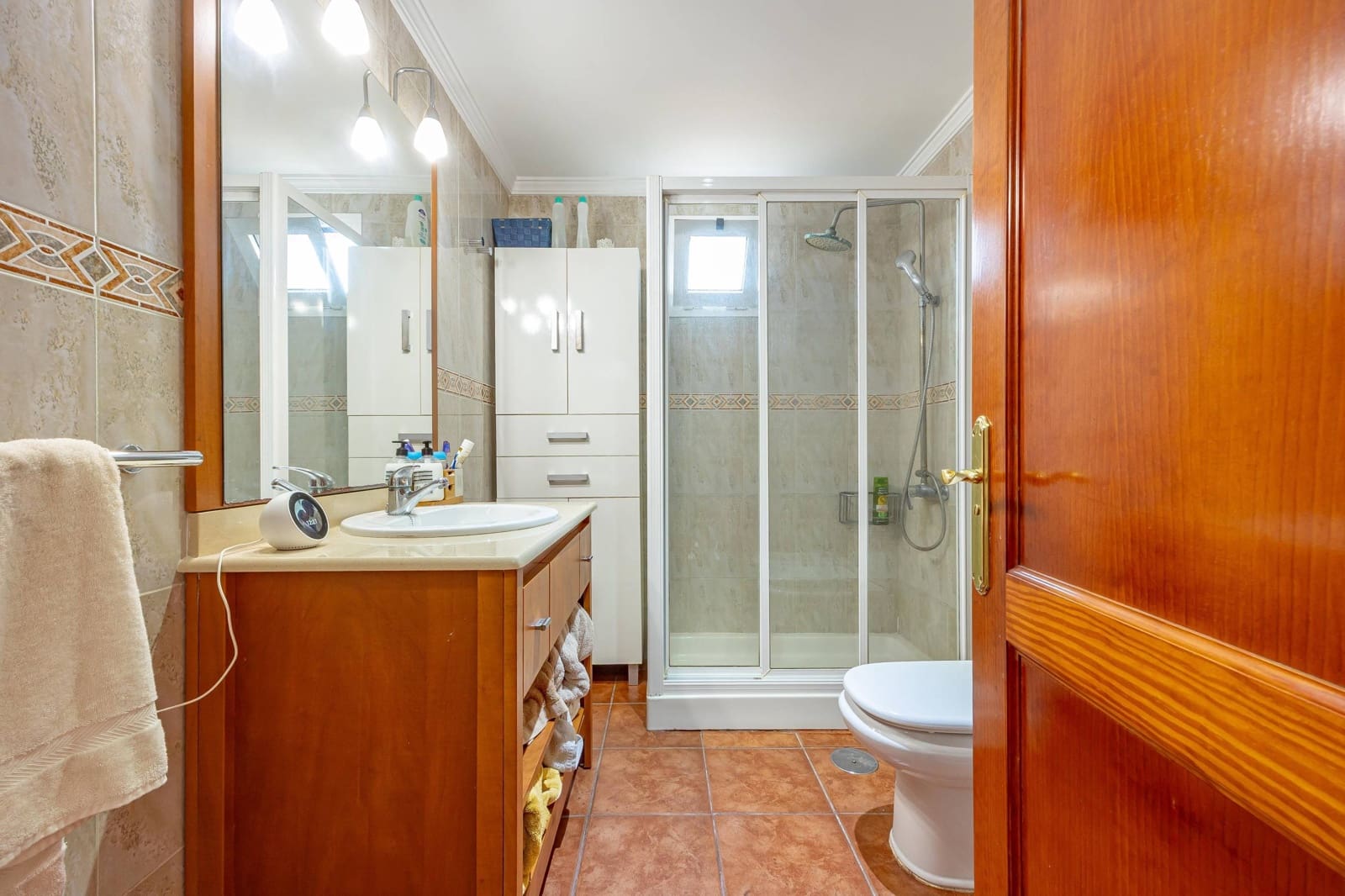 5 bedroom Apartment for sale in Las Palmas de Gran Canaria with garage - € 360,000 (Ref: 9797115)