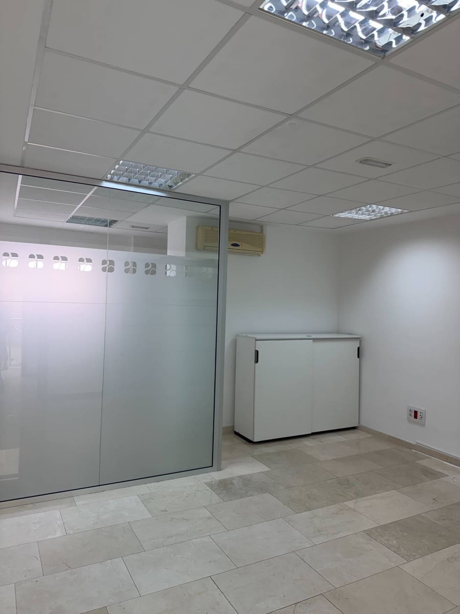 Oficina en Las Palmas de Gran Canaria en venta con garaje - 80.000 € (Ref: 9797116)