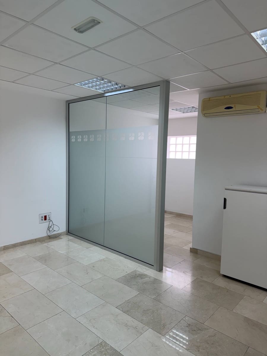 Oficina en Las Palmas de Gran Canaria en venta con garaje - 80.000 € (Ref: 9797116)