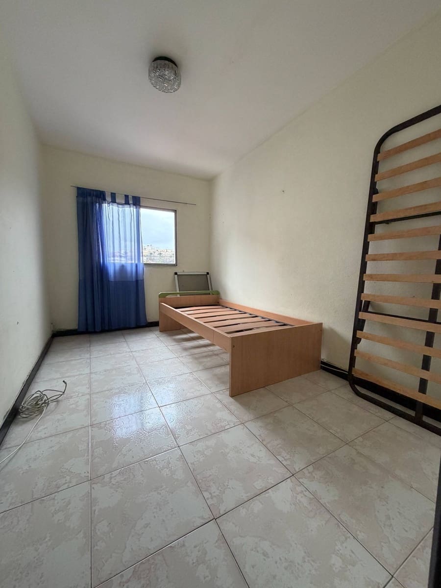 3 bedroom Apartment for sale in Las Palmas de Gran Canaria - € 126,420 (Ref: 9797117)