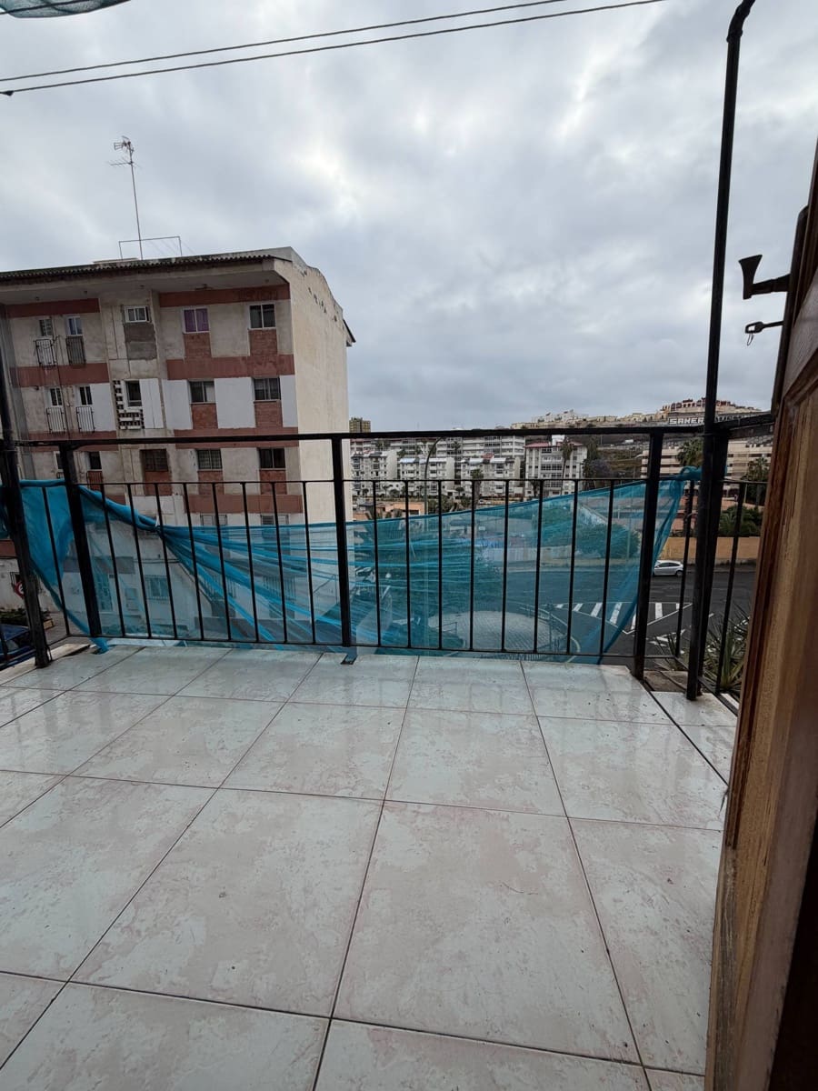 3 bedroom Apartment for sale in Las Palmas de Gran Canaria - € 126,420 (Ref: 9797117)