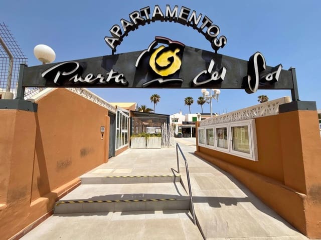 1 chambre Appartement à vendre à Caleta de Fuste, Antigua avec piscine - 174 900 € (Ref: 9799266)