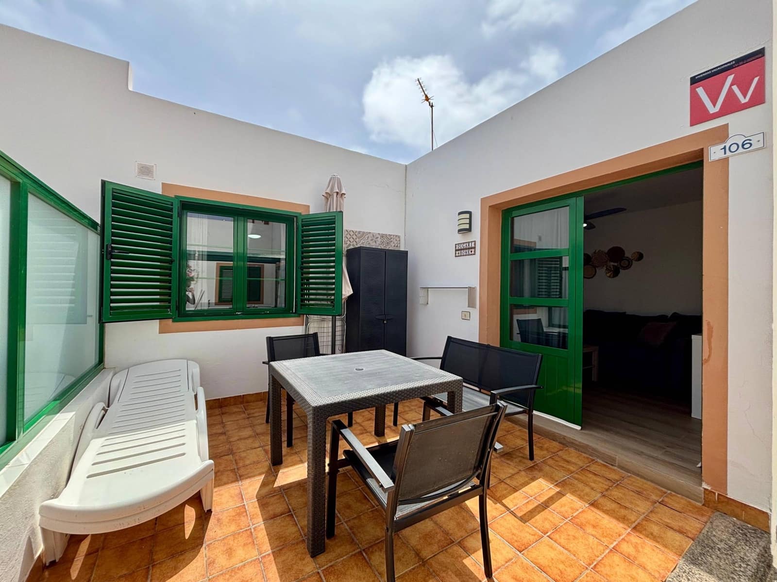 1 chambre Appartement à vendre à Caleta de Fuste avec piscine - 174 900 € (Ref: 9799266)