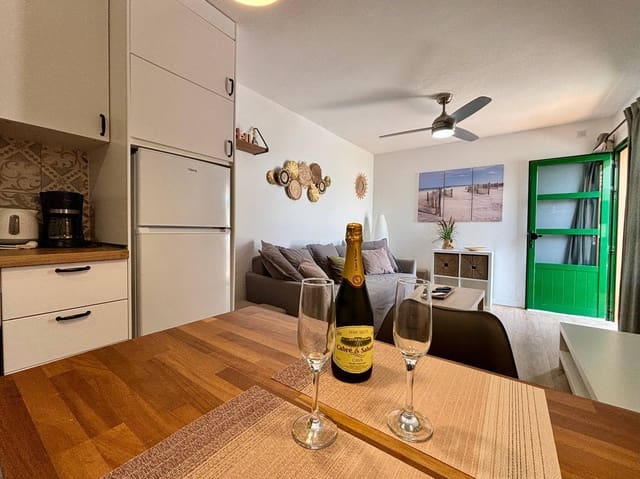 1 chambre Appartement à vendre à Caleta de Fuste, Antigua avec piscine - 174 900 € (Ref: 9799266)