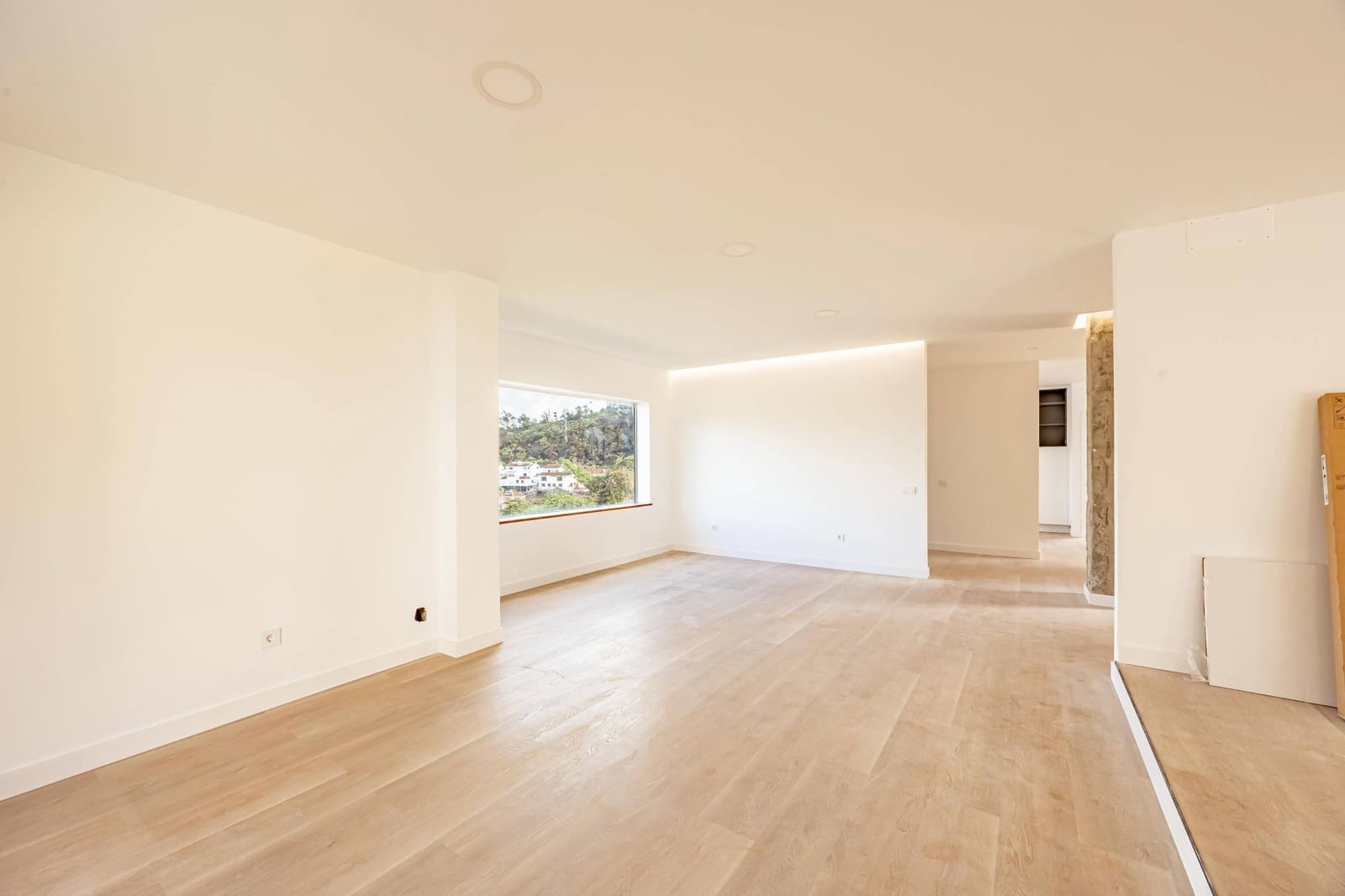 5 bedroom Villa for sale in Santa Brigida with garage - € 895,000 (Ref: 9804302)