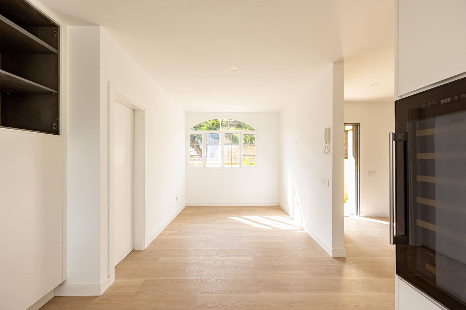 5 bedroom Villa for sale in Santa Brigida with garage - € 895,000 (Ref: 9804302)