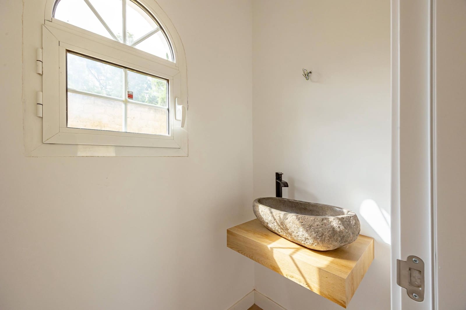 5 bedroom Villa for sale in Santa Brigida with garage - € 895,000 (Ref: 9804302)