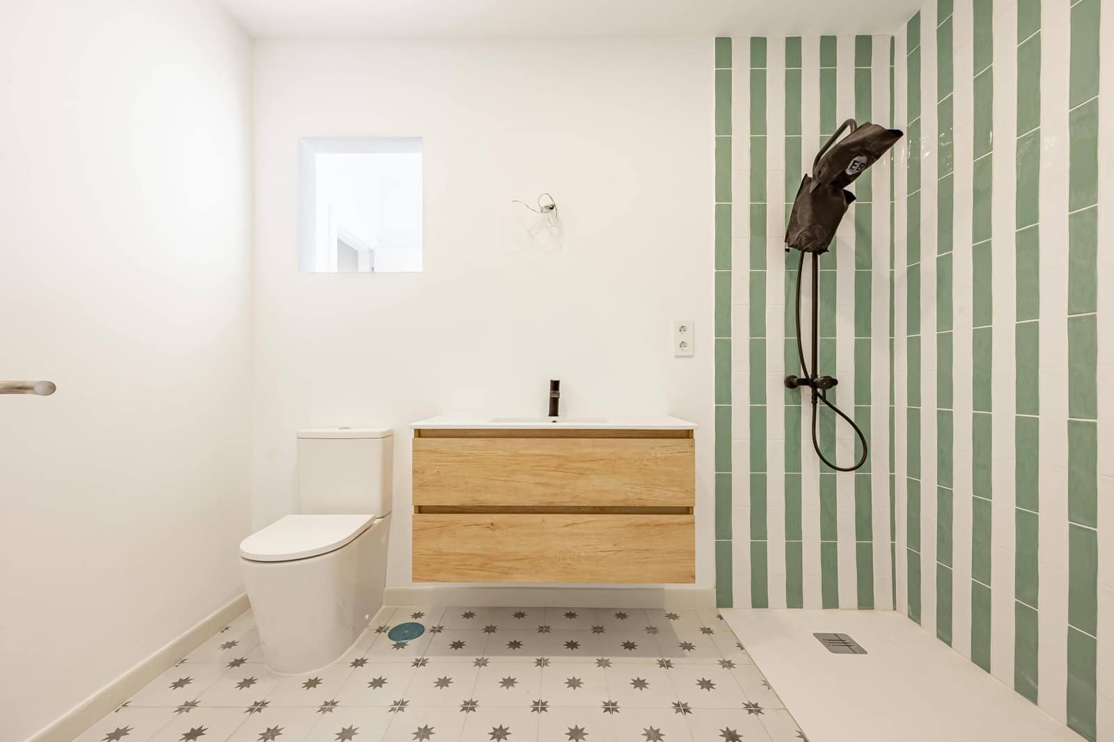 5 bedroom Villa for sale in Santa Brigida with garage - € 895,000 (Ref: 9804302)