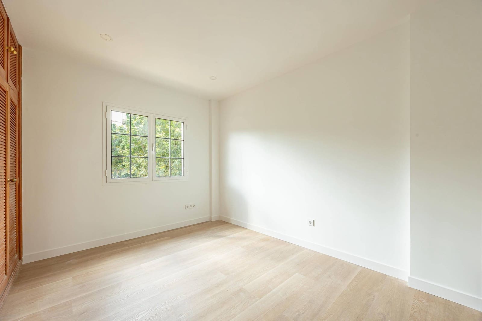 5 bedroom Villa for sale in Santa Brigida with garage - € 895,000 (Ref: 9804302)