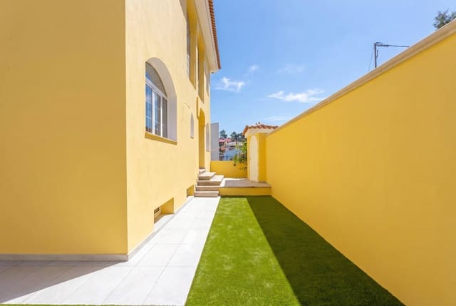 Chalet de 5 habitaciones en Santa Brígida en venta con garaje - 895.000 € (Ref: 9804302)
