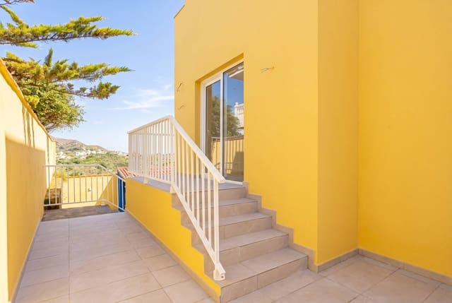 Chalet de 5 habitaciones en Santa Brígida en venta con garaje - 895.000 € (Ref: 9804302)