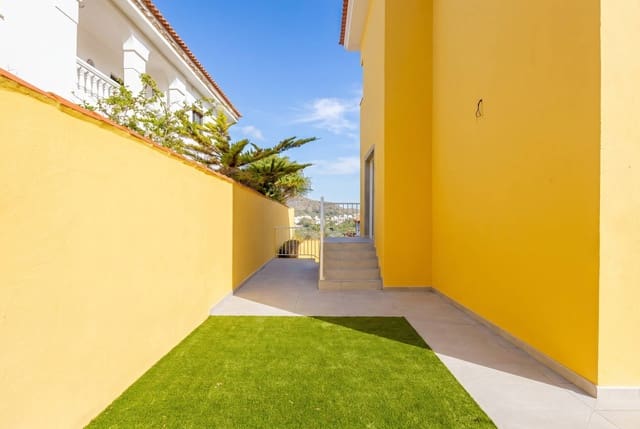 Chalet de 5 habitaciones en Santa Brígida en venta con garaje - 895.000 € (Ref: 9804302)