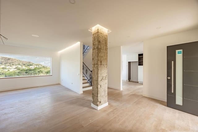 Chalet de 5 habitaciones en Santa Brígida en venta con garaje - 895.000 € (Ref: 9804302)