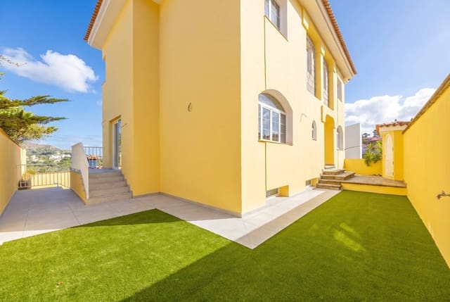 5 Zimmer Villa zu verkaufen in Santa Brígida mit Garage - 895.000 € (Ref: 9804302)