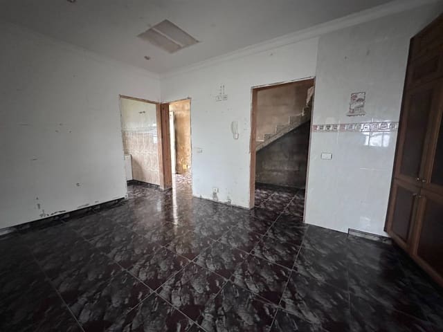 2 makuuhuone Omakotitalo myytävänä paikassa Teror - 99 600 € (Ref: 9806479)