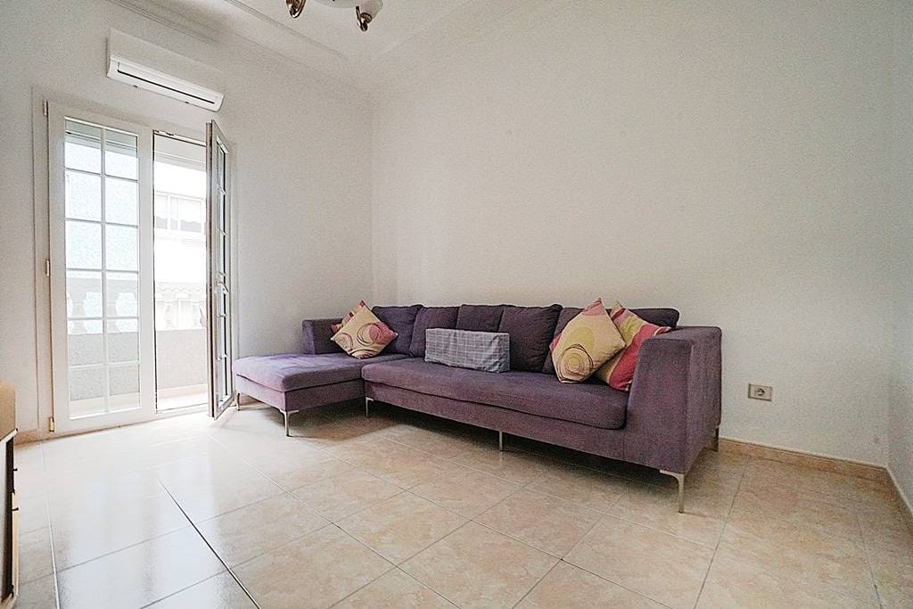 4 quarto Apartamento para arrendar em Las Palmas de Gran Canaria com garagem - 1 400 € (Ref: 9820526)