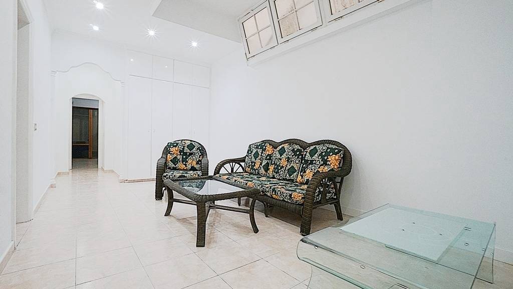 4 quarto Apartamento para arrendar em Las Palmas de Gran Canaria com garagem - 1 400 € (Ref: 9820526)