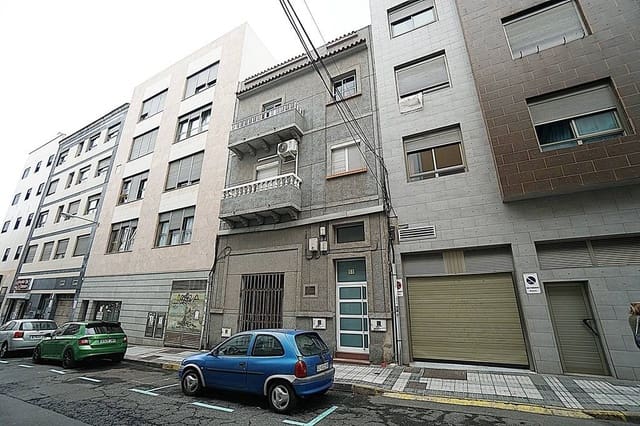 4 quarto Apartamento para arrendar em Guanarteme, Las Palmas de Gran Canaria com garagem - 1 400 € (Ref: 9820526)