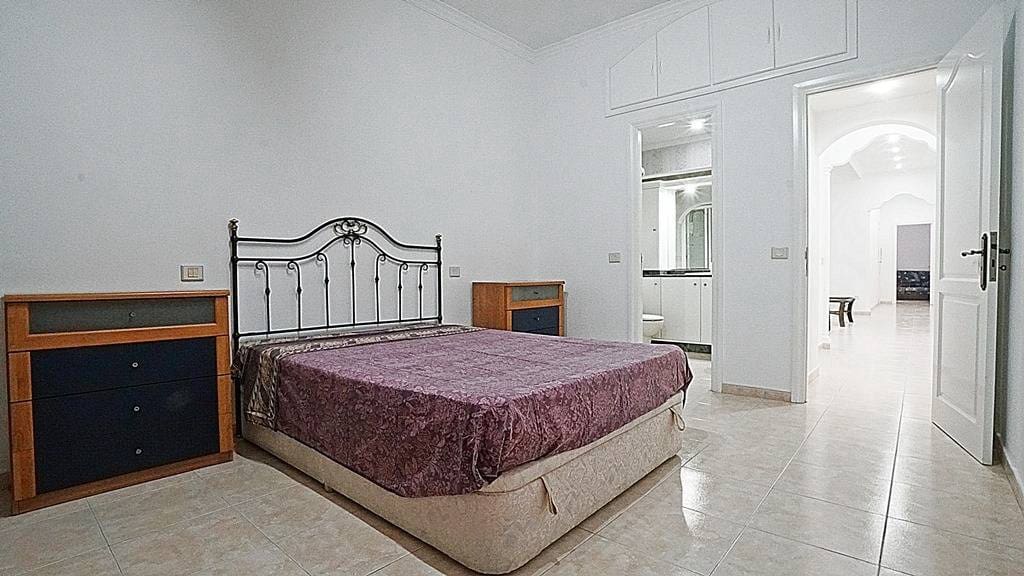 4 quarto Apartamento para arrendar em Las Palmas de Gran Canaria com garagem - 1 400 € (Ref: 9820526)