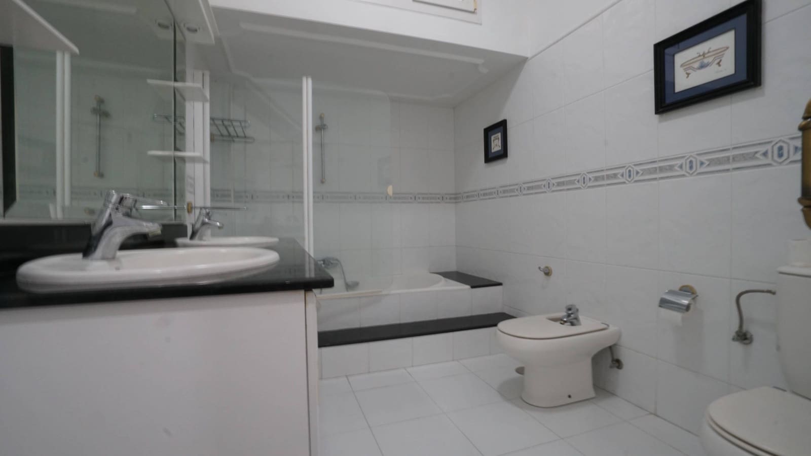 4 quarto Apartamento para arrendar em Las Palmas de Gran Canaria com garagem - 1 400 € (Ref: 9820526)