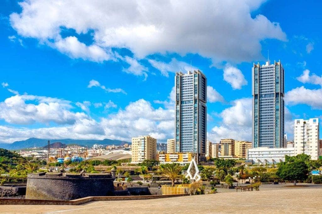 2 soveværelse Lejlighed til salg i Santa Cruz de Tenerife med garage - € 359.000 (Ref: 9822932)