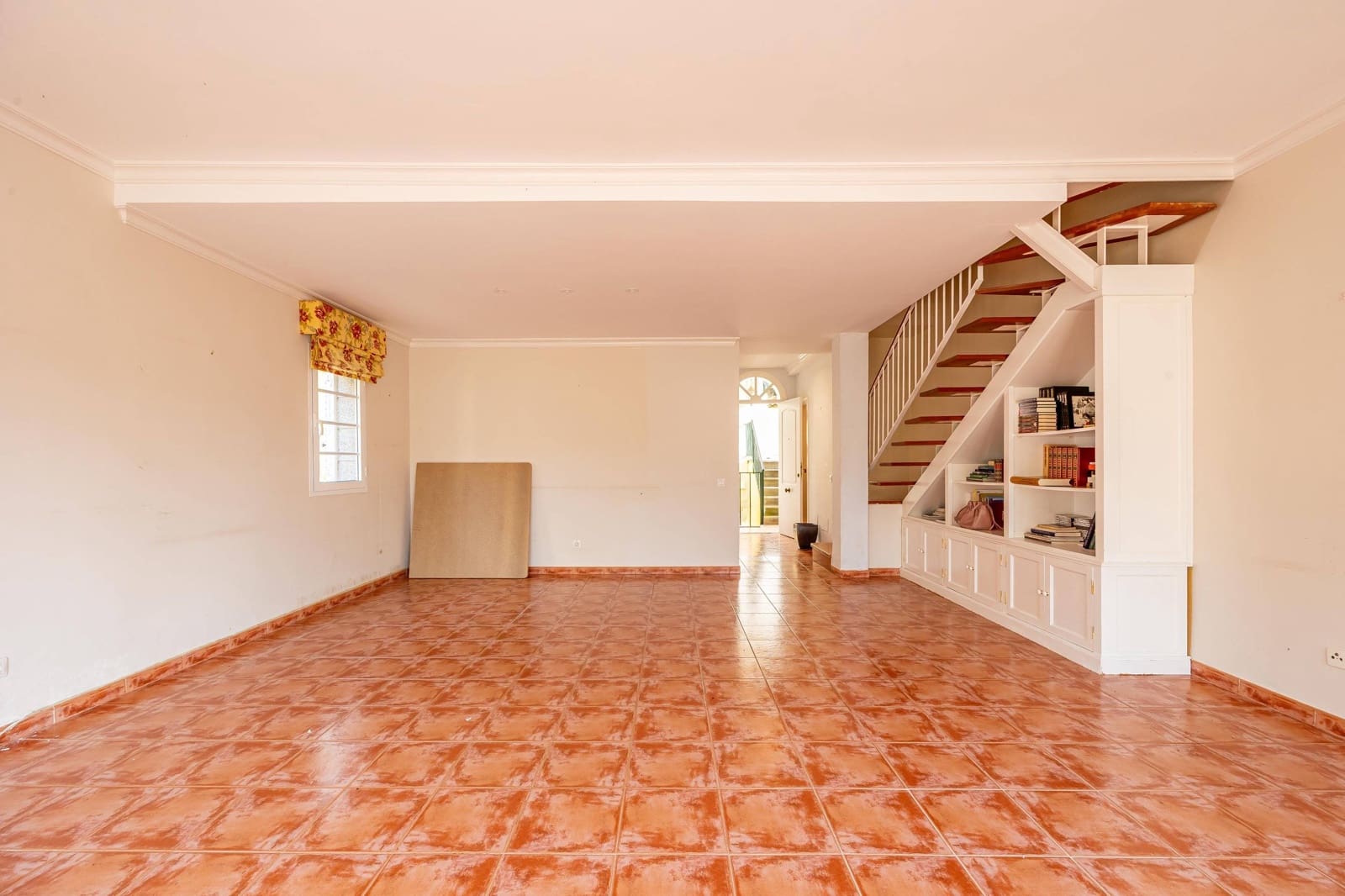 3 bedroom Apartment for sale in Santa Brigida with garage - € 370,000 (Ref: 9822934)