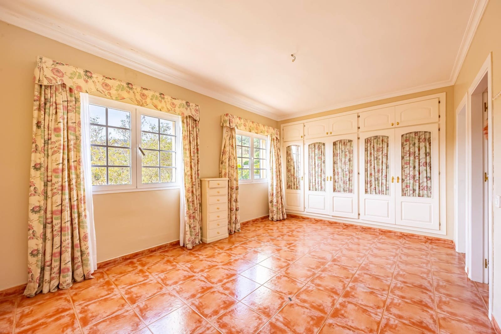 3 bedroom Apartment for sale in Santa Brigida with garage - € 370,000 (Ref: 9822934)