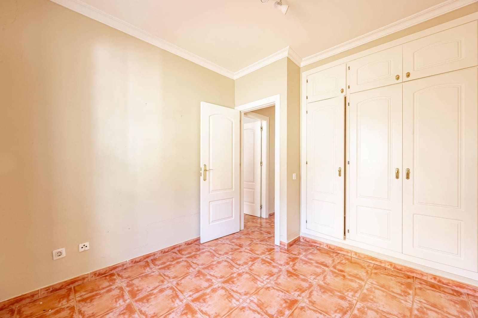 3 bedroom Apartment for sale in Santa Brigida with garage - € 370,000 (Ref: 9822934)