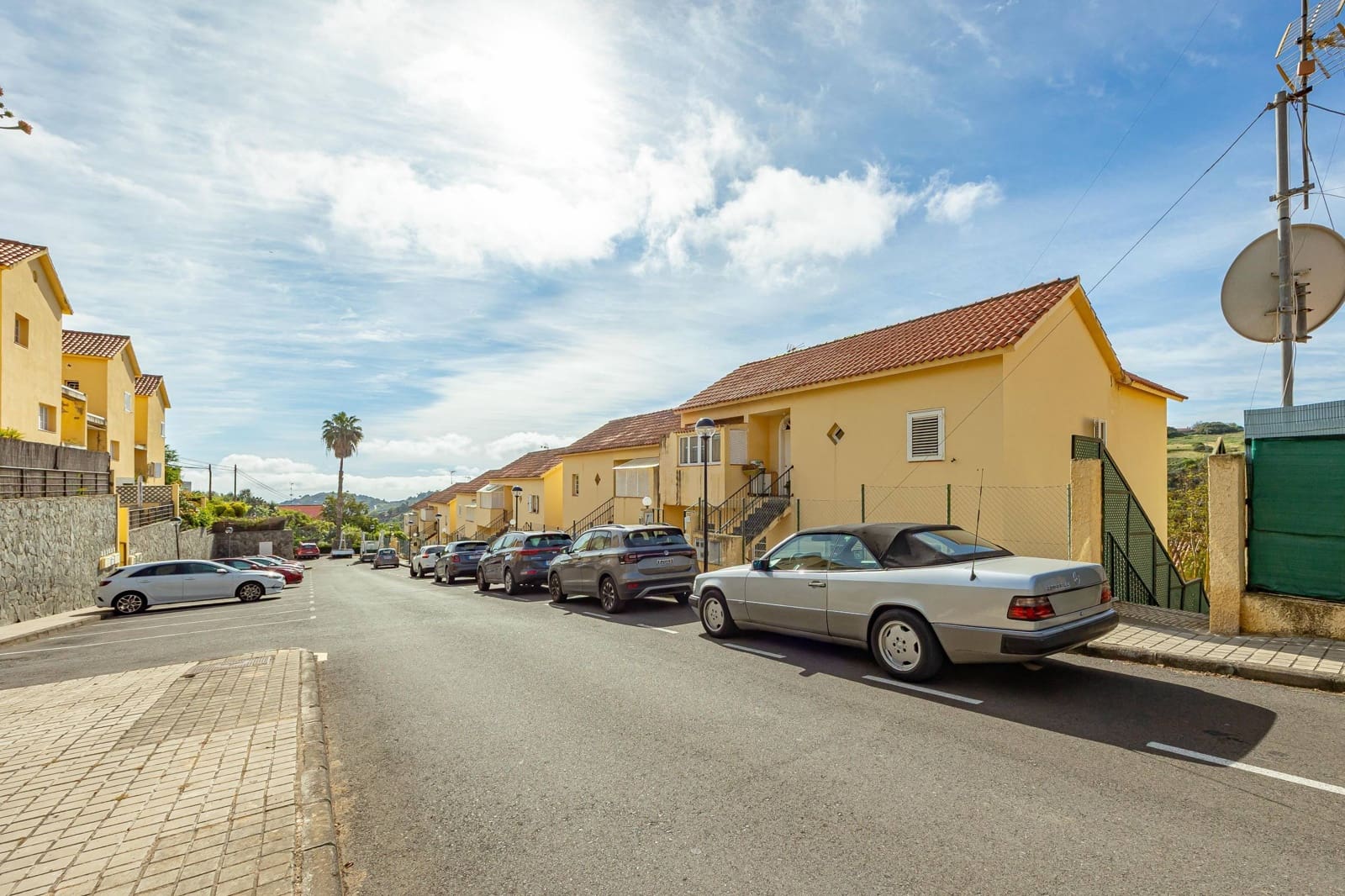 3 bedroom Apartment for sale in Santa Brigida with garage - € 370,000 (Ref: 9822934)