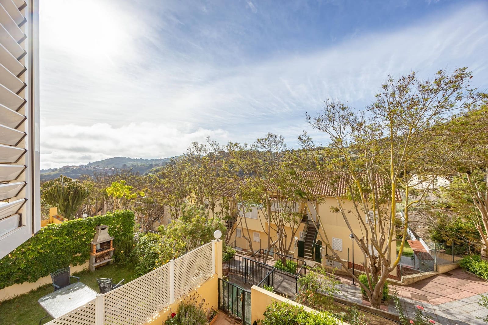 3 bedroom Apartment for sale in Santa Brigida with garage - € 370,000 (Ref: 9822934)