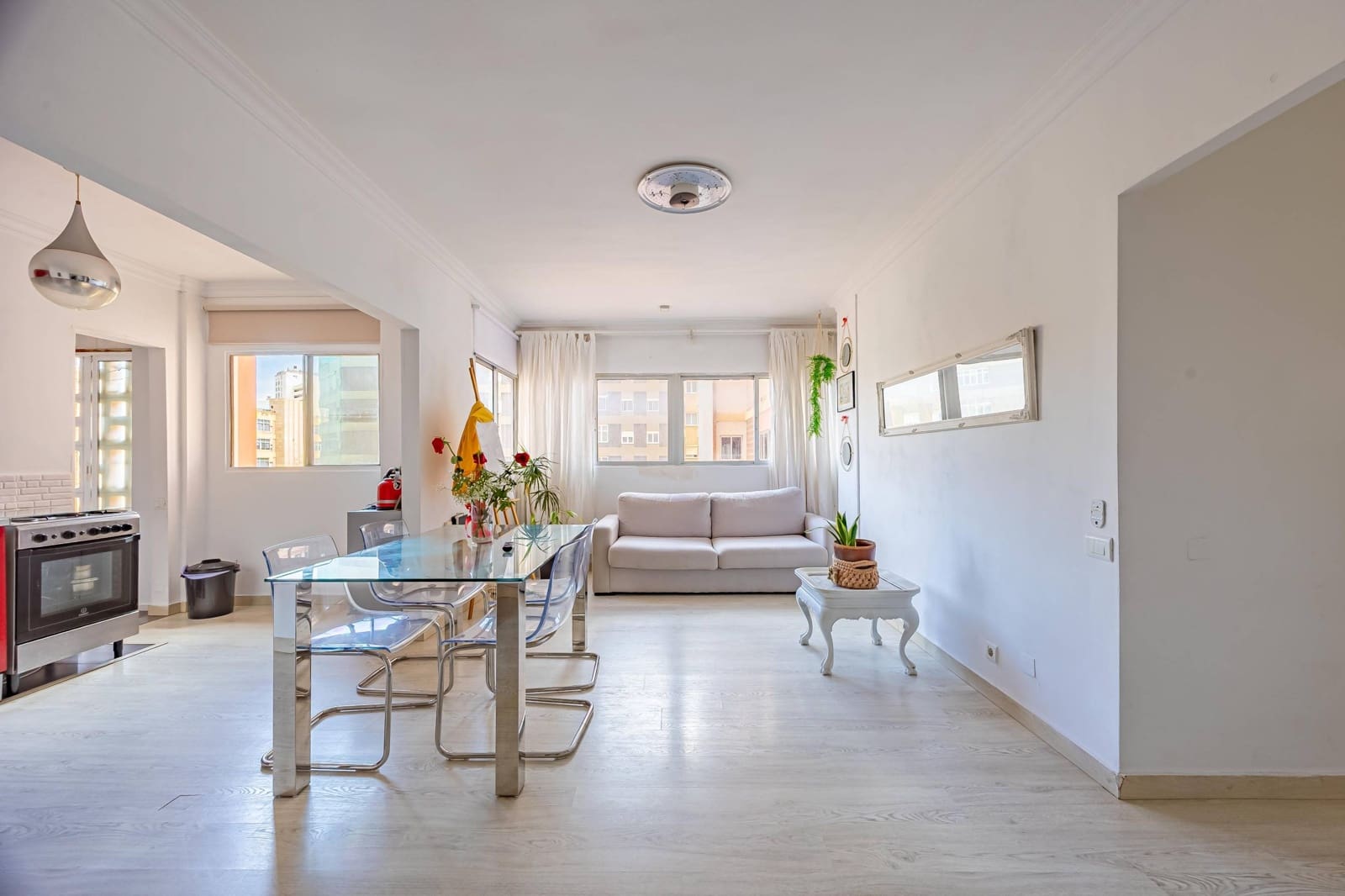 3 bedroom Apartment for sale in Las Palmas de Gran Canaria - € 230,000 (Ref: 9825259)