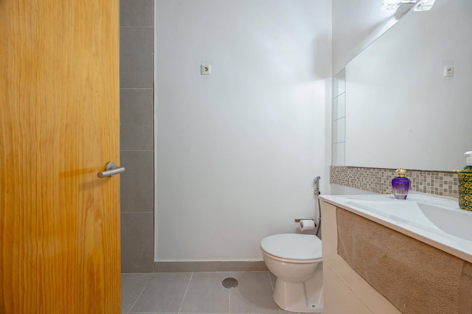 3 bedroom Apartment for sale in Las Palmas de Gran Canaria - € 230,000 (Ref: 9825259)