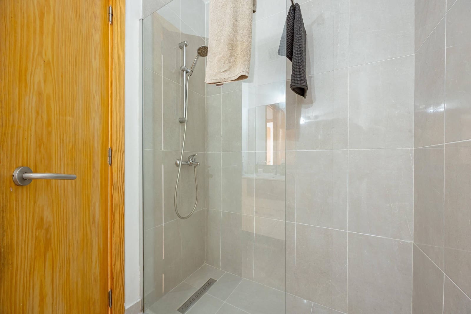 3 bedroom Apartment for sale in Las Palmas de Gran Canaria - € 230,000 (Ref: 9825259)