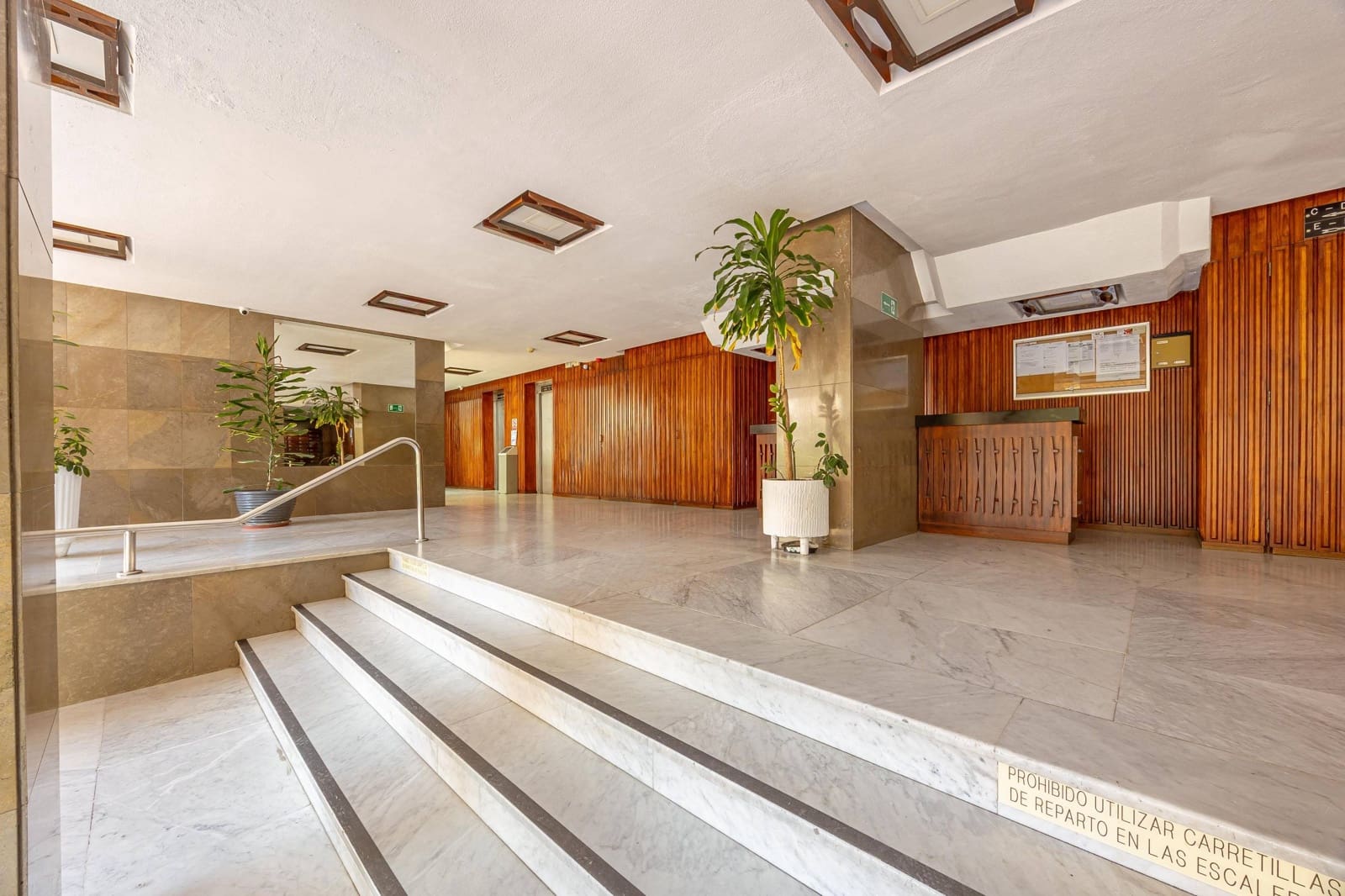 3 bedroom Apartment for sale in Las Palmas de Gran Canaria - € 230,000 (Ref: 9825259)