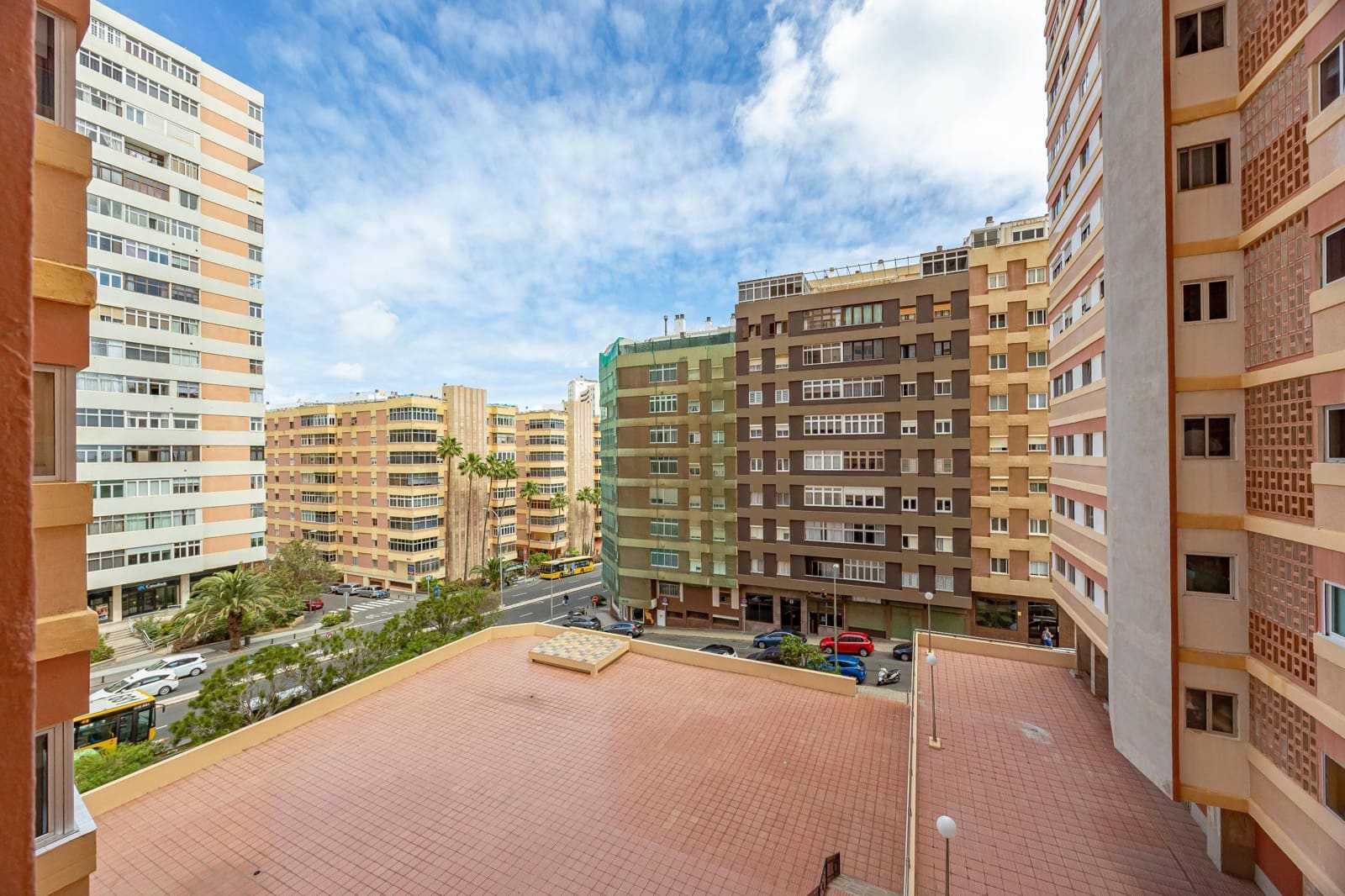 3 bedroom Apartment for sale in Las Palmas de Gran Canaria - € 230,000 (Ref: 9825259)