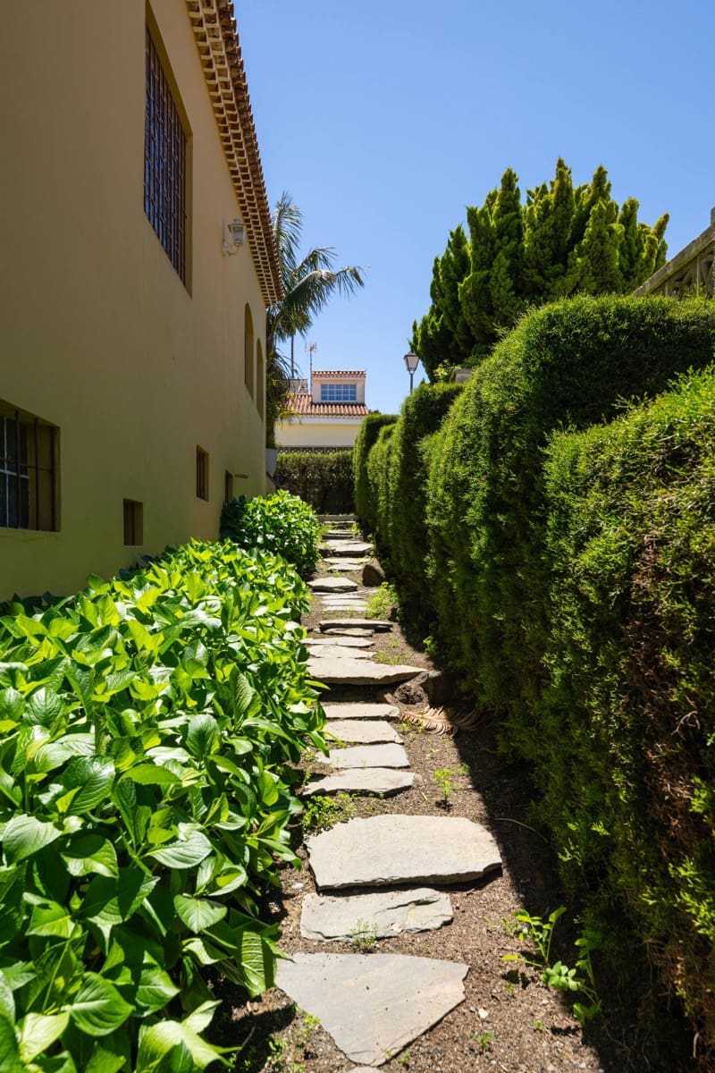 6 Zimmer Villa zu verkaufen in Santa Brigida mit Garage - 595.000 € (Ref: 9825260)